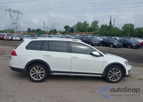 2017 Volkswagen Golf Alltrack Tsi S/Tsi Se/Tsi Sel from USA, damaged, VIN 3VWH17AUXHM523431